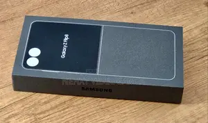 New Samsung Galaxy Z Flip 256 GB Black