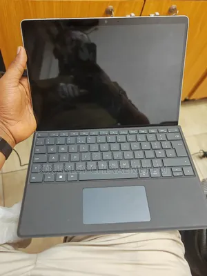 Laptop Microsoft Surface Pro 9 16GB Intel Core i5 SSD 256GB