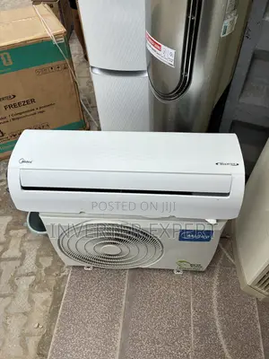 Eco Friendly Medea 1hp Split Air Conditioner