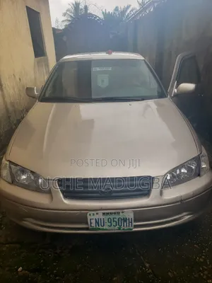 Toyota Camry 2009 Gold