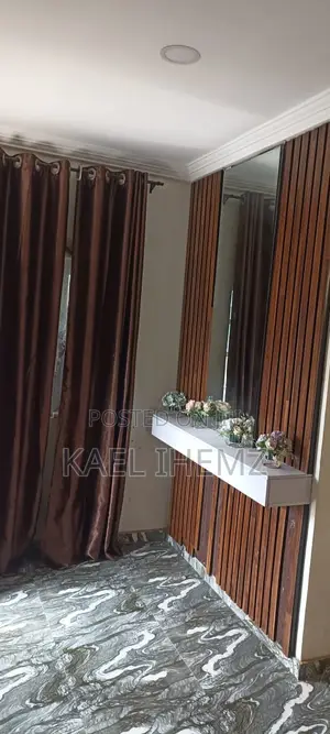 Mirror Console