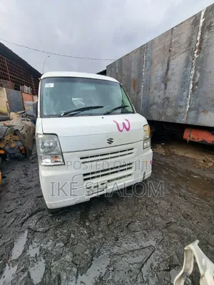 Suzuki Every 2012 White