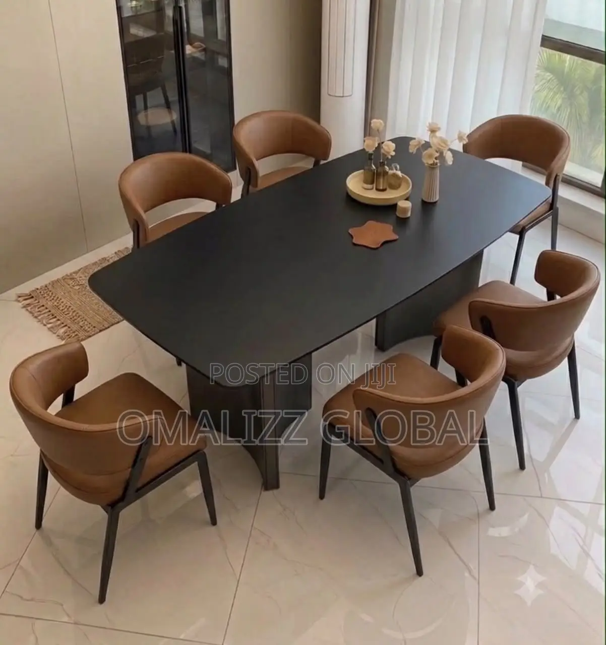 Elegant Supper Dining Set