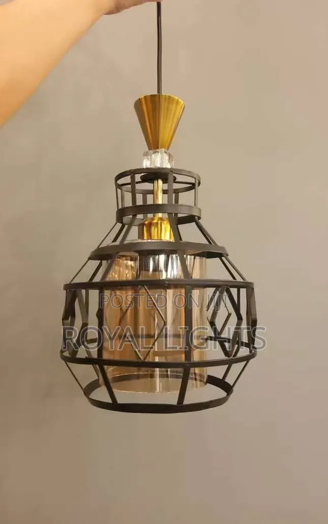 Single Pendant Dropping Light