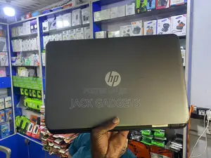 Laptop HP 250 G3 4GB Intel Celeron HDD 1T