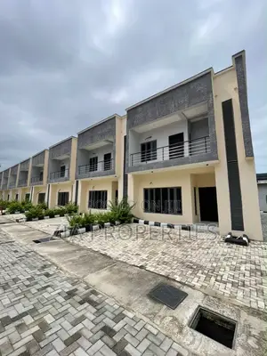 2bdrm Townhouse / Terrace in Ajah for rent