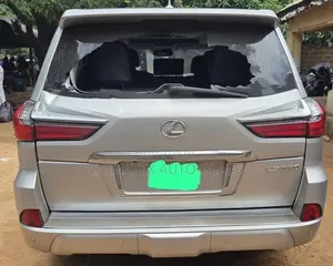LX570 2018 BACK GLASS AVAILABLE at Chimatex Auto Glass Services