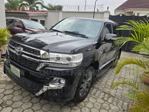 Land Cruiser