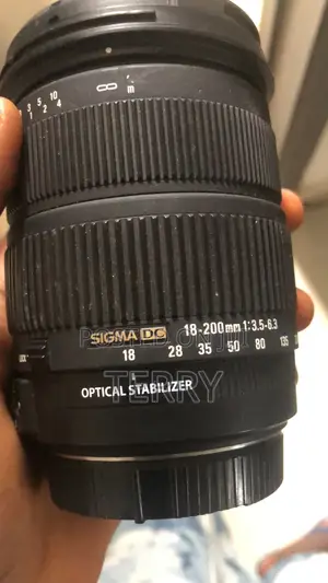 Sigma Lens 18-200mm