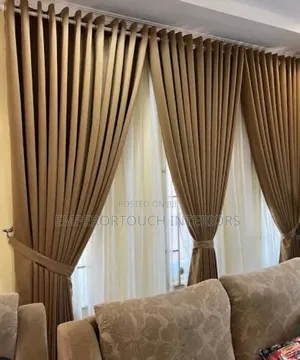 Biege Curtain Curtain Luxury Home