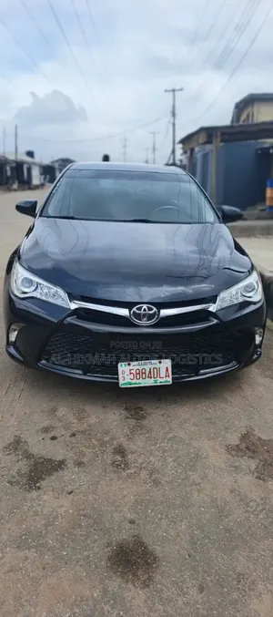 Toyota Camry SE 4dr Sedan (2.5L 4cyl 6A) 2015 Gray