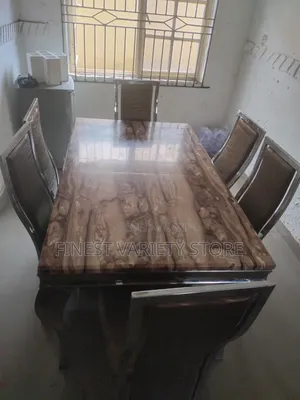 Mable Dinning Table With 6 Chairs