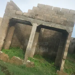 8bdrm House in Bayan Nitel, Bauchi LGA for sale