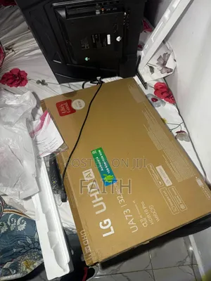 Frameless LG TV 32inch