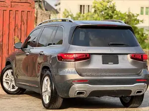 Mercedes-Benz GLB-Class GLB 250 4MATIC 2021 Gray