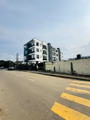 3bdrm Apartment in Ikeja Gra Lagos for sale