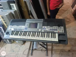 Yamaha PSR 9000