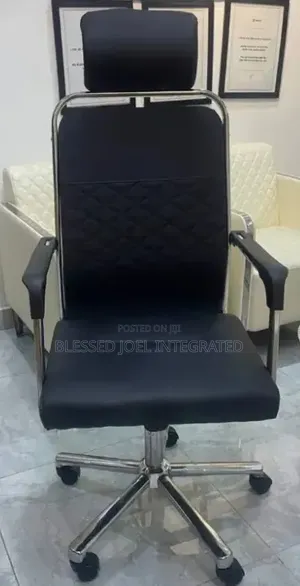 Office Swivel Chair With Headrest