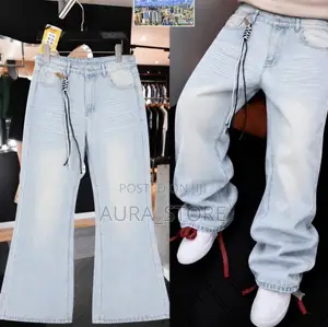 Oversized Baggy Jeans Feature a Distinctive Drawstring Waist Detail