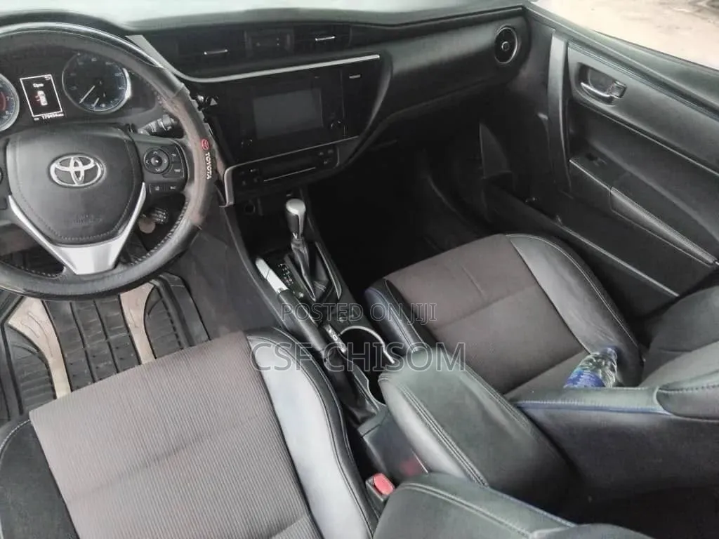 Toyota Corolla 2017 White