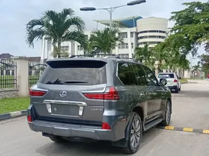 Lexus LX 2016 Gray
