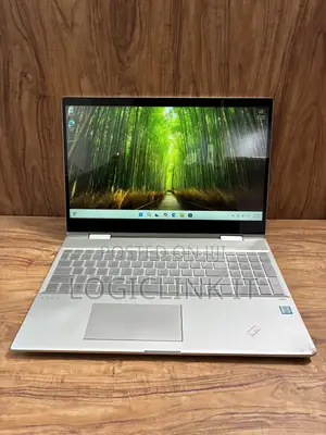 Laptop HP Envy 15-ep0xxx 12GB Intel Core i7 SSD 256GB