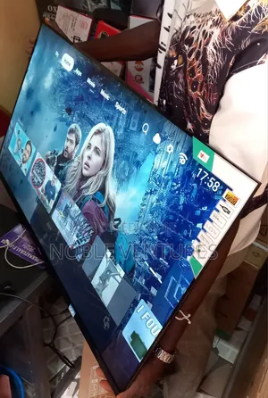 Hisense 43"LED Smart Television Netflix YouTube Bluetooth USB HDMI Etc