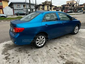 Toyota Corolla 2010 Blue