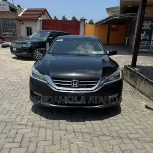 Honda Accord Touring V-6 4dr Sedan (3.5L 6cyl 6A) 2015 Black