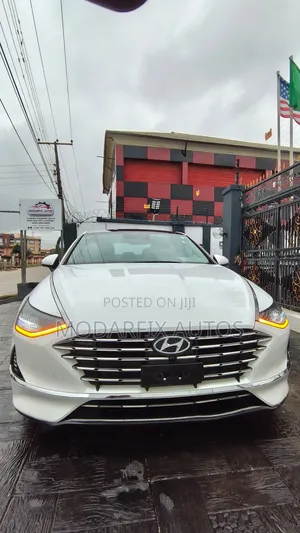 Hyundai Sonata 2021 White