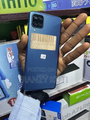 Samsung Galaxy A12 128 GB Blue