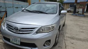 Toyota Corolla 2012 Silver