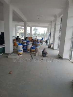 Open Plan Space of 130sqm on the Express Way at Awoyaya for Lease