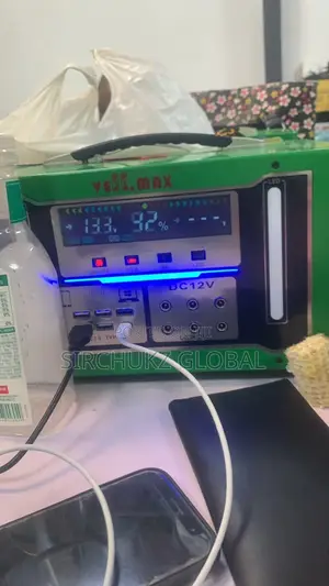 600w Solar Generator With Solar Panel