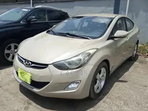 Hyundai Elantra 2012 Beige