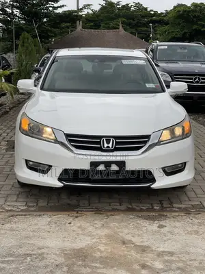 Honda Accord 2013 White