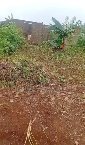 Uncompleted Mini Flat on Half Plot of Land Beside Canaan Land