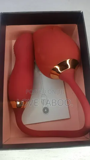 Fingering Pulsating Rose Sucker