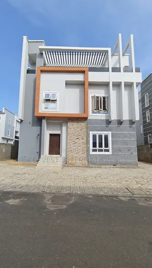 7bdrm Duplex in Peachville Garden, Central Business District for rent