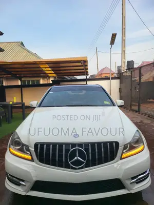 Mercedes-Benz C300 Luxury 4Matic Sedan AWD (3.0L 6cyl 7A) 2012 White