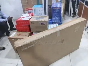 Samsung 55" Smart QLED Display Q7F