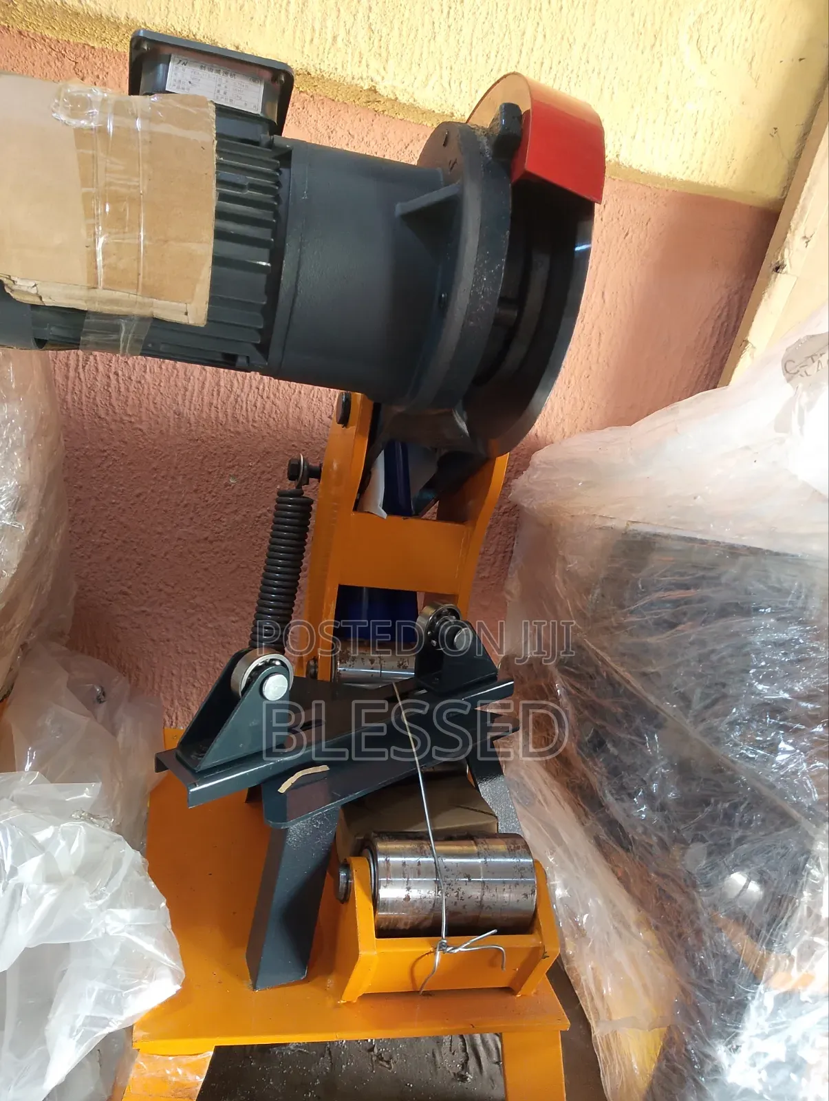 Electric Pipe Cutting Machine