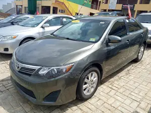 Toyota Camry 2012 Gray