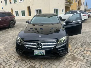Mercedes-Benz E300 2018 Black