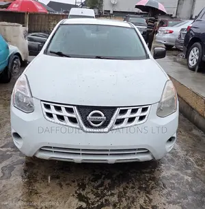 Nissan Rogue S 2013 White