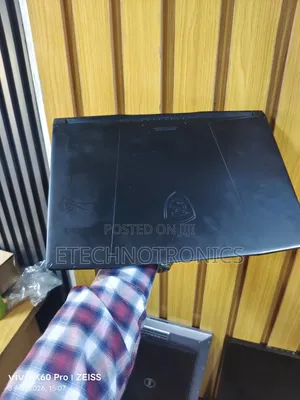 Laptop MSI Katana 15 16GB Intel Core i7 SSD 1T