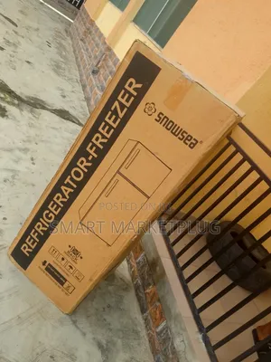 Snowsea 150l Double Door Refrigerator Ideal for Homes +Lock Mechanism