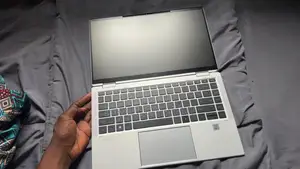 Laptop HP EliteBook x360 1040 G7 32GB Intel Core i7 SSD 512GB