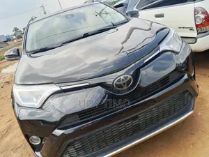 Toyota RAV4 LE 4dr SUV AWD (2.5L 4cyl 6A) 2018 Black