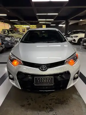 Toyota Corolla S w/Special Edition Pkg (1.8L 4cyl CVT) 2016 Silver